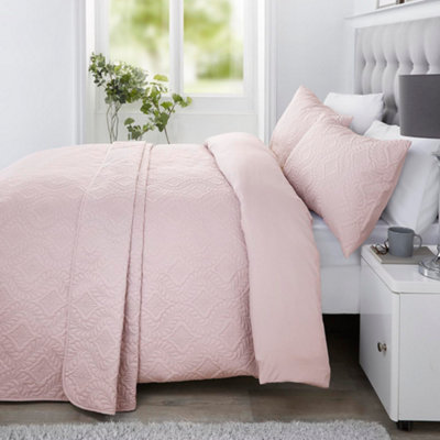 Serene Gianna Microfibre Pinsonic 3D Damask Design Duvet Cover Set from B&Q
