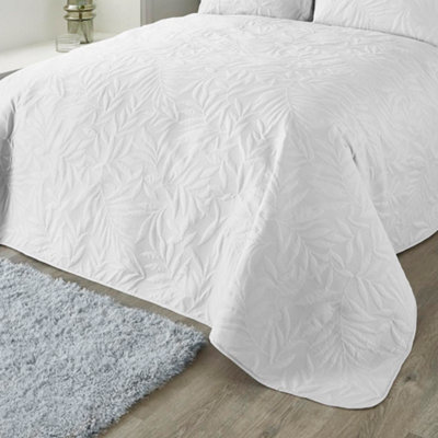 B&Q -  Luana Floral Pinsonic Microfibre Warm And Cosy White Bedspread