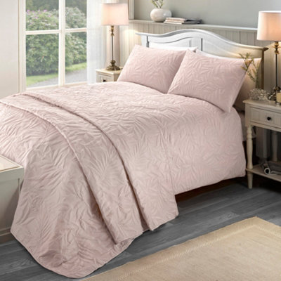 B&Q -  Luana Pink Microfibre Pinsonic 3D Floral Design Duvet Cover Set