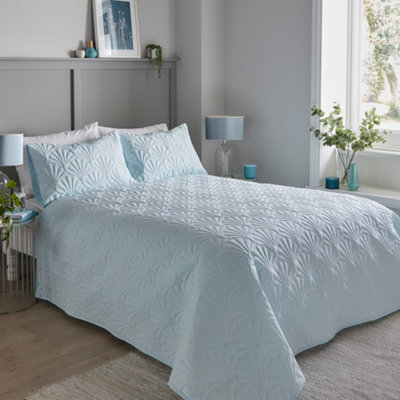Serene Cavali  Pinsonic Microfibre Textured Warm Bedspread from B&Q