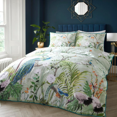 Soirée Peacock Jungle 100% Cotton Sateen Green Duvet Cover Set from B&Q