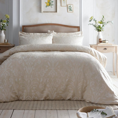 Appletree Champagne Floral Jacquard Duvet Cover Super King 260 x 220 cm – Soft Touch Microfibre – 2 Pillowcases – Luxury Bedding Set with Bird and Flower Design – Heavyweight Fabric - Image 5