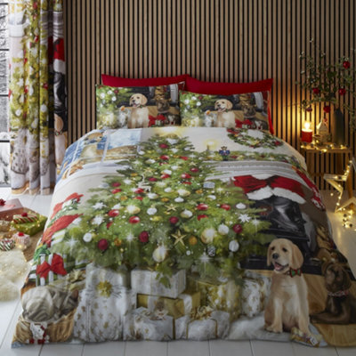 Fusion Christmas Tree Festive Scene Print Duvet Cover Set