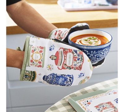 Ulster Weavers Tea Tins Food And Drink Pair Of Micro Mitts