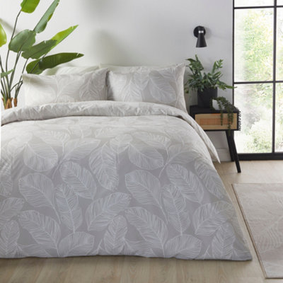 B&Q -  Matteo Botanical Print Natural Duvet Cover Set