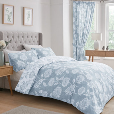 B&Q -  Chrysanthemum Easy Care Duvet Cover Set