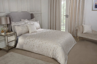Cavendish Duvet Set In Cream Beige from B&Q