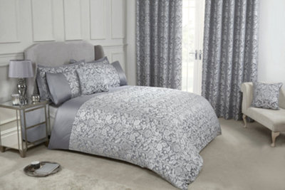 Harrow Duvet Set In Silver Grey from B&Q