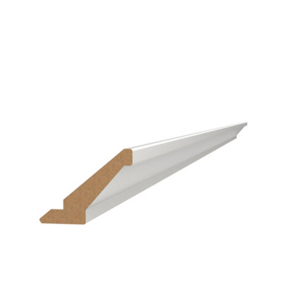 Kitchen Kit Traditional Cornice 2745mm ShakerUltra Matt White from B&Q