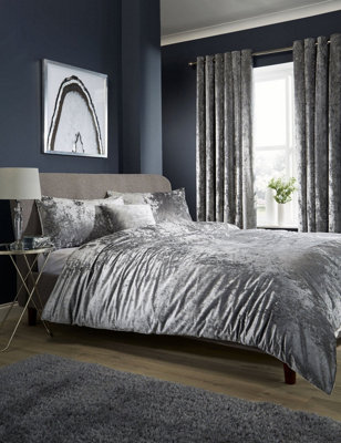  - Crushed Velvet Duvet Set In SilverSuper King