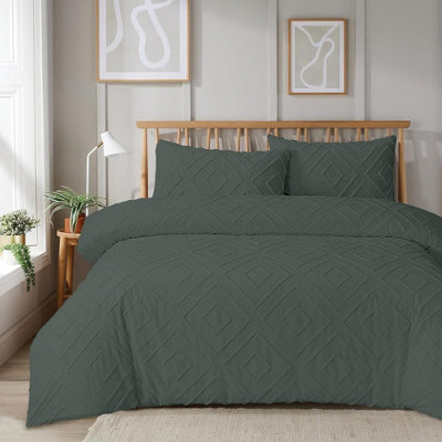 Como Duvet Set In GreyKing Size from B&Q
