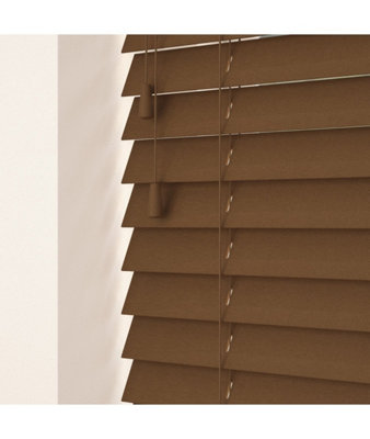 50mm Slat Dark Oak Real Wood Venetian Blind With Strings 120Cm Drop 75Cm Wide from B&Q