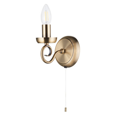 Happy Homewares Traditional Antique Brass Wall Fitting With Scroll Arm And Pull Switch Light