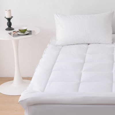 Glamhaus Luxury Mattress Topper Cushioned Cotton Bed Topper Anti Allergy from B&Q