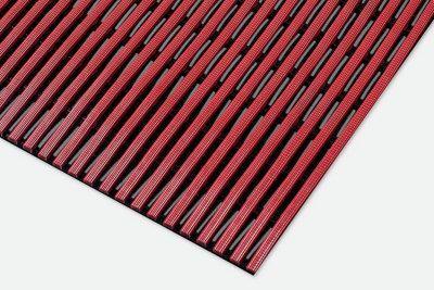 Blue Diamond Interflex Anti-Slip Anti-Fatigue Duckboard Matting 80Cm X 10M Roll Red from B&Q
