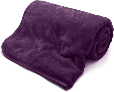 Homes & Linen Fleece Faux Fur Aubergine Roll Mink Throws Soft Cosy Bed Blankets from B&Q