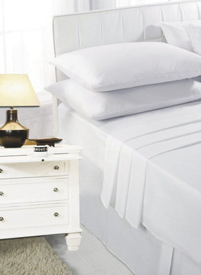 Homes & Linen Flat Sheet Bed Linen Soft Easy Care Polycotton Blend Plain Dyed Flat Bed