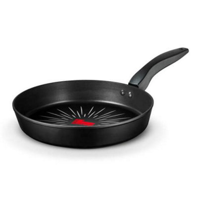 Tower SmartStart Frying Pan, Forged 32cm, Aeroglide Non-Stick, Black T800303 - Image 12