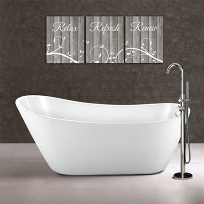 GravaHaus Luxury 1660mm Matt White Slipper Bath from B&Q