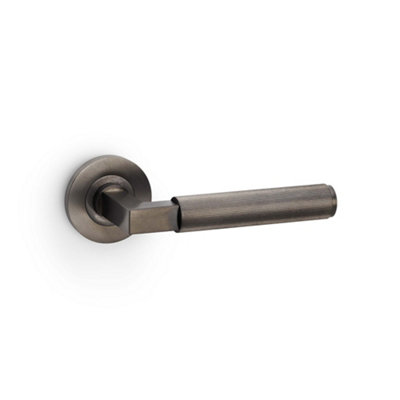 Alexander & Wilks Hurricane Reeded Lever On Round RoseDark Bronze Pvd from B&Q