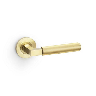Alexander & Wilks Hurricane Reeded Lever On Round RoseSatin Brass Pvd from B&Q