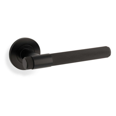 Alexander & Wilks Knurled Kingstone Lever On Round RoseBlack from B&Q
