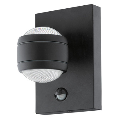 Ip44 Outdoor Wall Light With Pir Sensor In Black Zinc Steel3.7W Led from B&Q