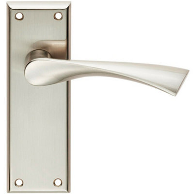 B&Q Pair Angular Lever On Latch Backplate Door Handle 150 X 50Mm Satin Nickel