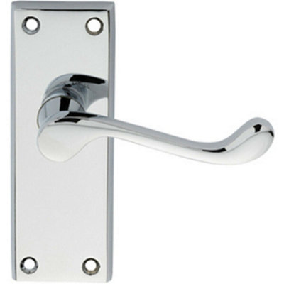 B&Q Pair Victorian Scroll Lever On Short Latch Backplate 118 X 43Mm Polished Chrome
