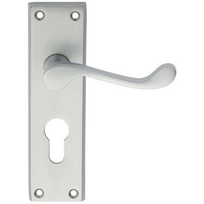  - Pair Victorian Scroll Handle On Euro Lock Backplate 150 X 43mm Satin Chrome
