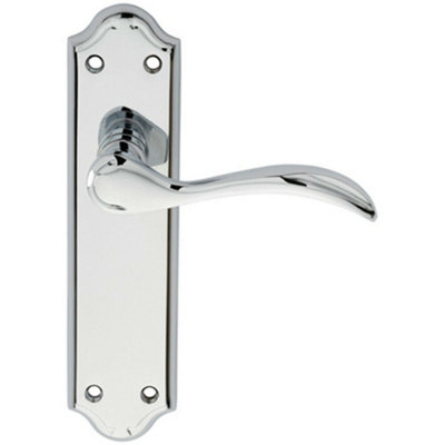 B&Q Pair Curved Door Handle Lever On Latch Backplate 180 X 45Mm Polished Chrome