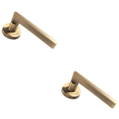  - 2X Pair Straight Plinth Mounted Lever On Round Rose Concealed Fix Antique Brass