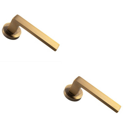 2X Pair Straight Square Handle On Round Rose Concealed Fix Antique Brass from B&Q