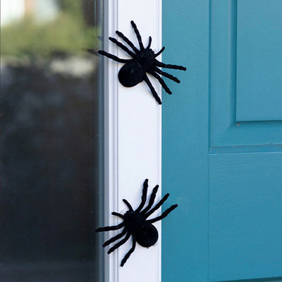 Halloween Decor 4Pc Giant Spiders X 2Pack from B&Q