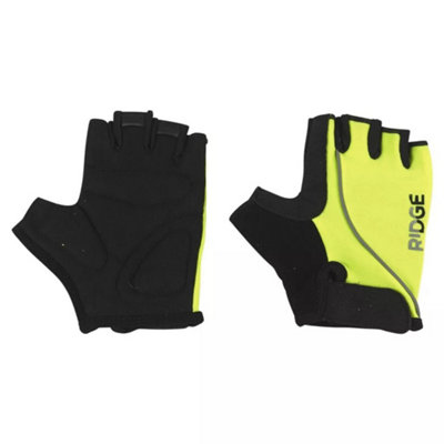 Urbn-Living Medium Halfords Cycling Bike Training Gloves from B&Q