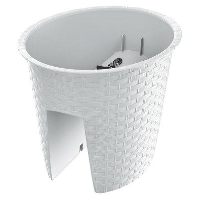 Urbn-Living WhiteSet Of 1Oval Ratolla Railing Plant Pot22.5X29.8X24.2Cm from B&Q