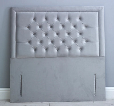 Comfy Deluxe 3Ft 54Inch  White Plush Floorstanding Miami Chesterfield Matching Buttons from B&Q