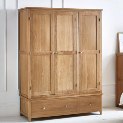 Julian Bowen Mallory Oak 3 Door 2 Drawer Wardrobe - Image 7
