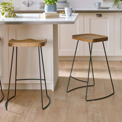 B&Q -  Travis Bar Stool (Set Of 2)Light Oak Effect - Image 6