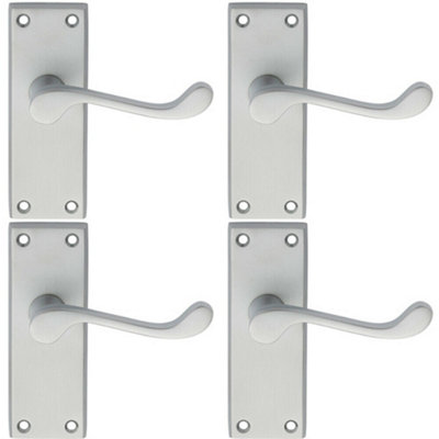 B&Q 4X Pair Victorian Scroll Lever On Short Latch Backplate 118 X 43Mm Satin Chrome