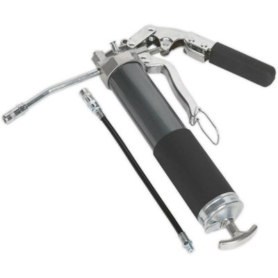 Premium Heavy Duty Grease Gun With 2-Way Operation And 3-Way Fill Options from B&Q
