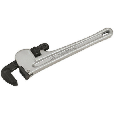 350mm Aluminium Pipe Wrench With Carbon Steel Jaws For Professional Use from B&Q