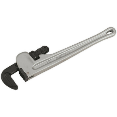450mm Aluminium Alloy Pipe WrenchEuropean Pattern13-63mm Carbon Steel Jaws from B&Q