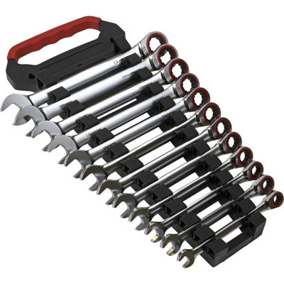 12-Piece Premium Metric Ratchet Spanner Set With 100-Tooth Drive from B&Q