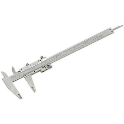 200mm Vernier CalipersHardened & TemperedDual Locking CarriageCase from B&Q