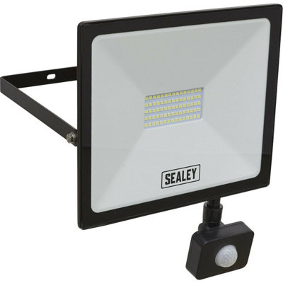 Extra Slim Floodlight With Pir Sensor50W Smd LedIp65 Rated4500 Lumens from B&Q