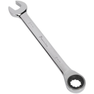 18mm Chrome Vanadium Ratchet Spanner72 Tooth Ultra-Smooth Action Tool from B&Q