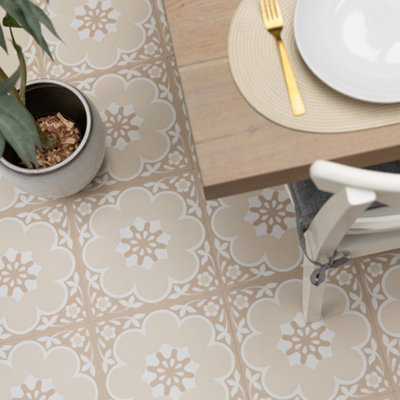 FloorPops Floor Pops Daphne Natural 30.48 X 30.48Cm Self-Adhesive Vinyl Floor Tiles Pack 10 (0.93Sqm) from B&Q