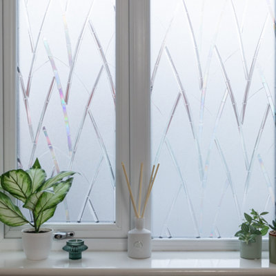 Roommates Crystal Bamboo 61Cm X 1.88M Premium Static Cling Window Film For Privacy And Décor from B&Q
