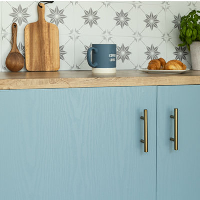 B&Q -  Coastal Blue Wood Matt 67.5Cm X 5M Self-Adhesive Vinyl Wrap For Doors And Worktops